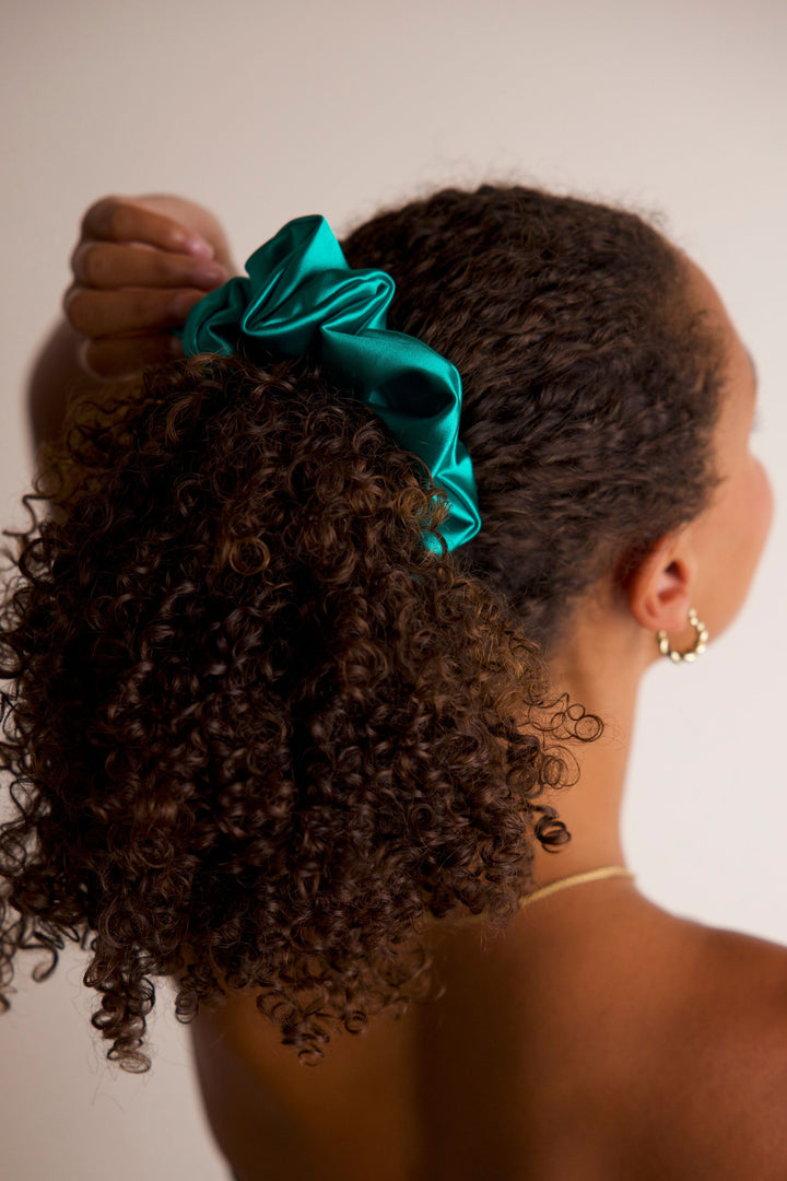 Satin Scrunchie - Siren Green - MUAVES