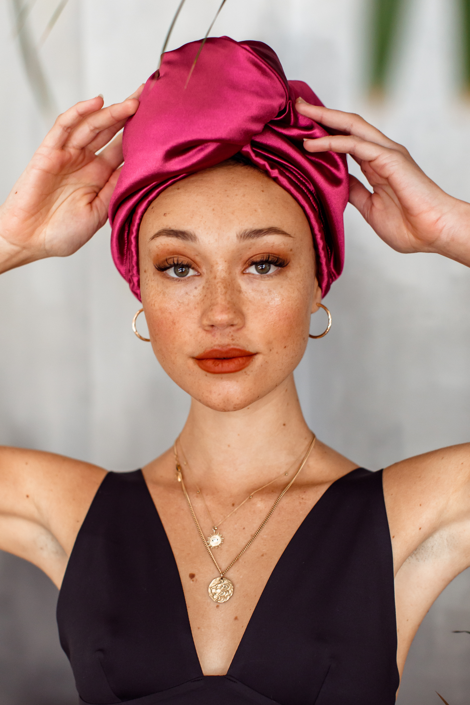 Fuchsia Crystal All Satin Hair Wrap MUAVES