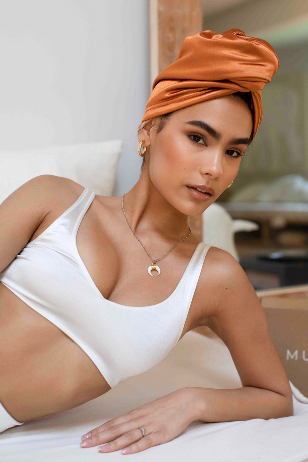 Luxe Satin Bralette - Moonstone Sand - Muaves